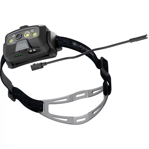 Ledlenser - HF8R Core 1600lm/210m Fekete Li-ion Tölthető Fejlámpa